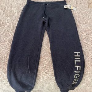 COPY - Tommy Hilfiger sweatpants NWT size medium